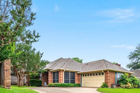 3929 Willow Way Rd, Fort Worth, TX 76133