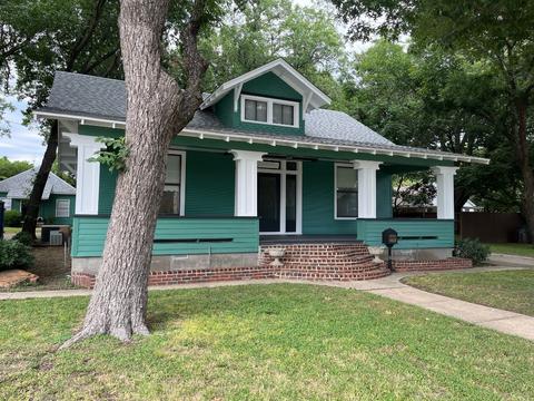 819 E 16th St, Plano, TX 75074