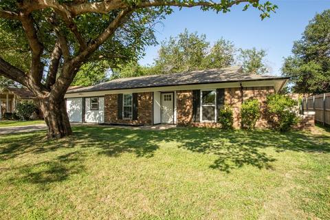 5521 Galway Ln, North Richland Hills, TX 76180