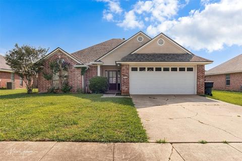5815 Gold Crest Dr, Bossier City, LA 71112