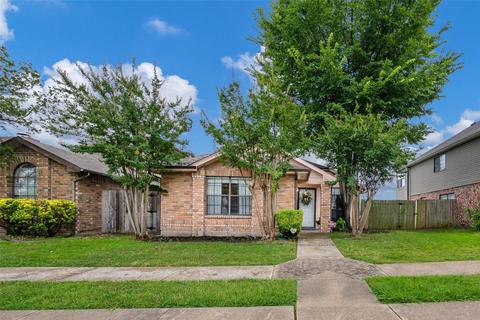 2124 Kirkwood St, Mesquite, TX 75149