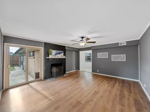103 S Lois Ln, Richardson, TX 75081