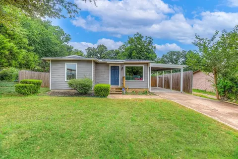 5720 Truman Dr, Fort Worth, TX 76112