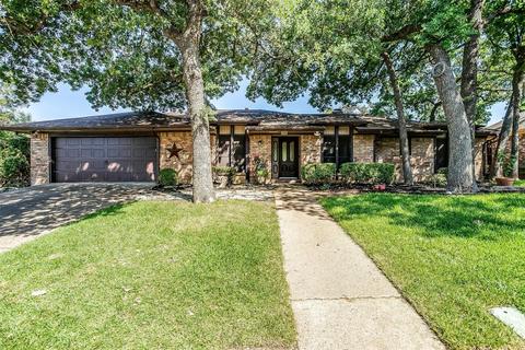 4709 Chapel Springs Ct, Arlington, TX 76017