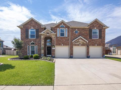 1105 Victory Bells Dr, Haslet, TX 76052