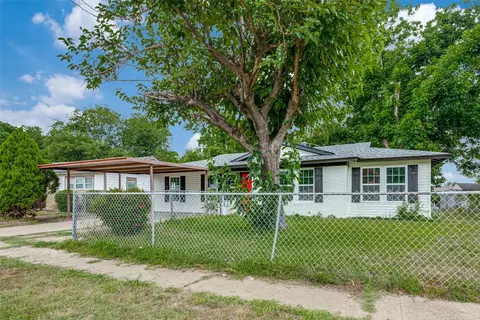 4645 Quails Ln, Fort Worth, TX 76119