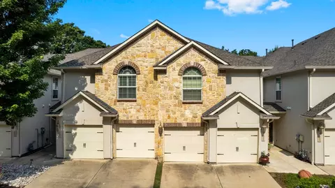 2649 Eagle Cir, Grapevine, TX 76051