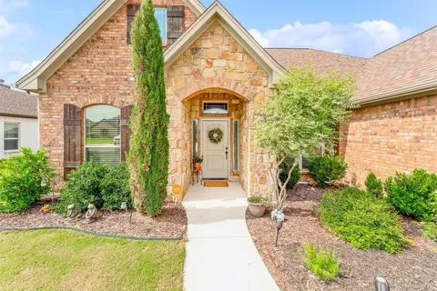216 Mckittrick Ln, Godley, TX 76044