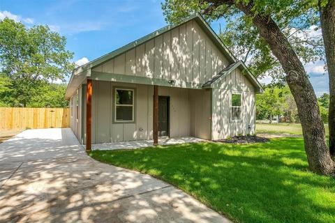 1009 Duff Ct, Fort Worth, TX 76112