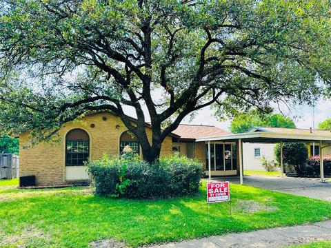 1209 Greenway Dr, Mesquite, TX 75149