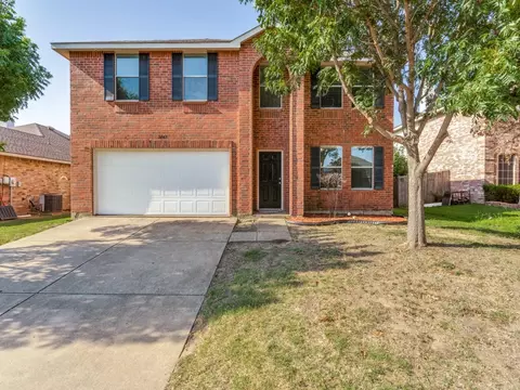 2147 Cap Rock Ln, Grand Prairie, TX 75052