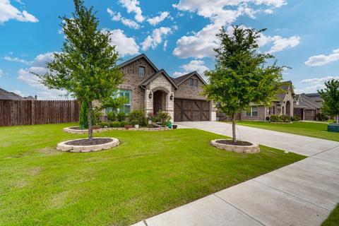523 Hay Meadow Dr, Waxahachie, TX 75165