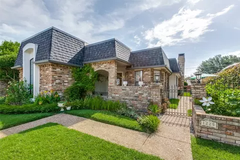 1225 Whispering Oaks Ln, Richardson, TX 75081
