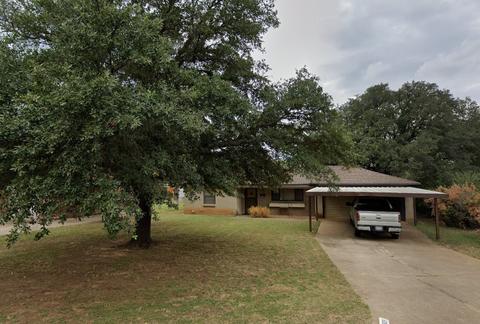 3809 Shawnee Trl, Lake Worth, TX 76135