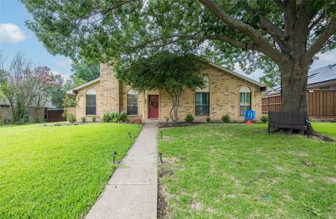 1904 Clemson Dr, Richardson, TX 75081
