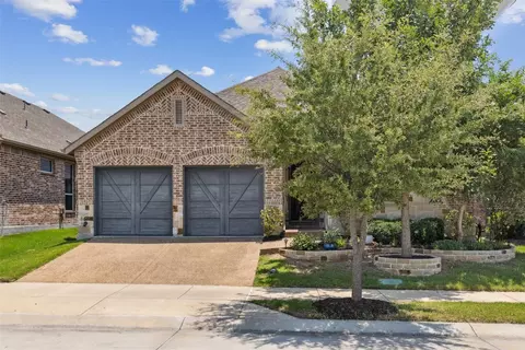 909 Warwick Blvd, Lewisville, TX 75056