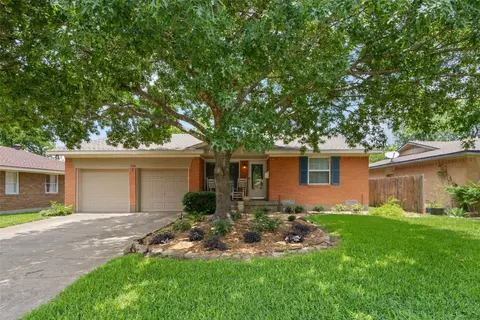 1240 Dalhart Dr, Richardson, TX 75080