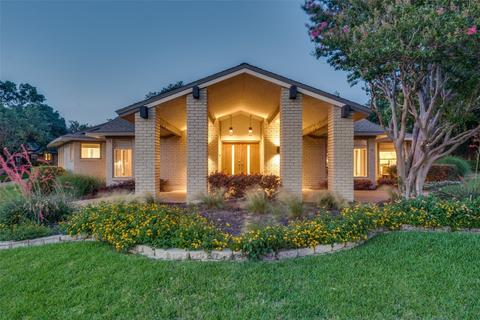 6811 Heatherknoll Dr, Dallas, TX 75248