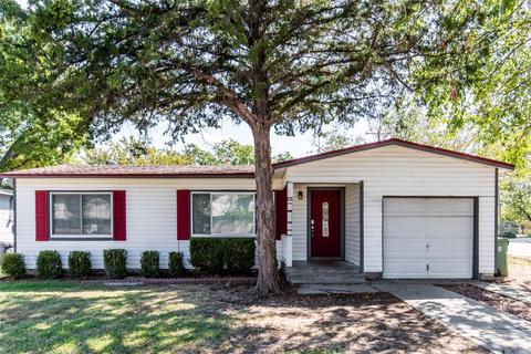 100 Pine St, Arlington, TX 76011