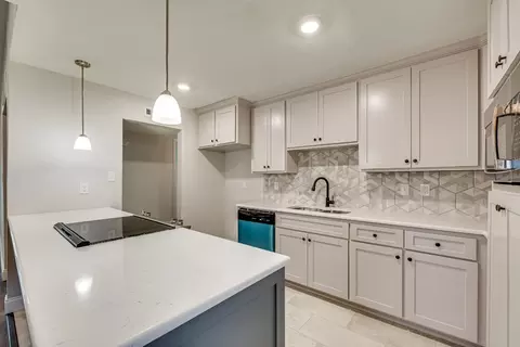 1923 Rutherford Ln, Arlington, TX 76014