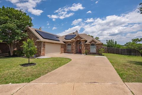8109 Fox Creek Trl, Dallas, TX 75249