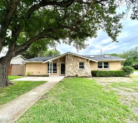 100 Mariana Dr, Richardson, TX 75081