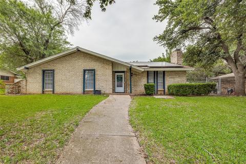 419 Ray Ave, Desoto, TX 75115