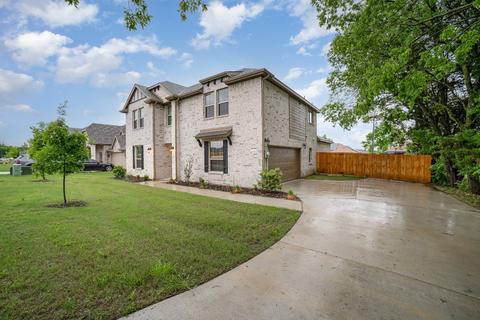 1030 Owen Dr, Desoto, TX 75115