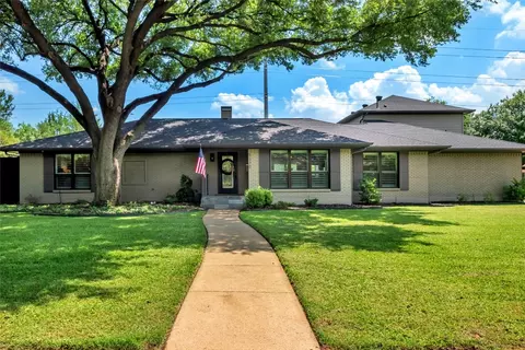 5330 Meadow Crest Dr, Dallas, TX 75229
