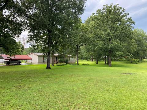 8860 Lake End Rd, Mooringsport, LA 71060