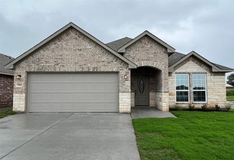 7803 Scott Ln, Greenville, TX 75402