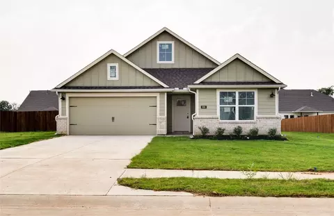 606 Finlee Way, Tioga, TX 76271