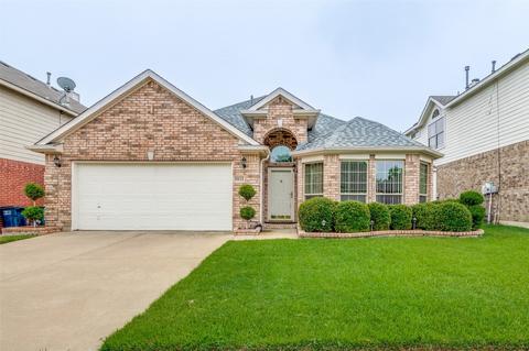5821 Fathom Dr, Fort Worth, TX 76135