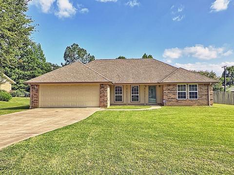 2816 Trey Cir, Athens, TX 75752