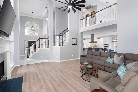 2633 Deep Valley Trl, Carrollton, TX 75007