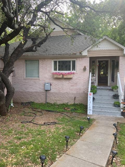 1435 E Lake Dr, Weatherford, TX 76087