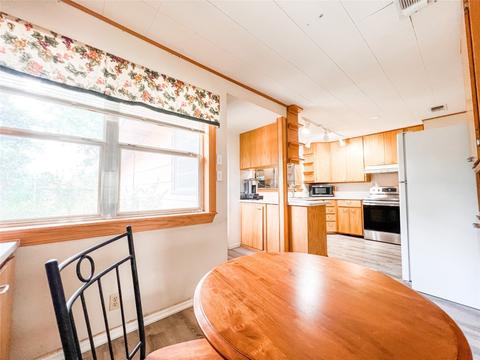 504 Virgina St, Bangs, TX 76823 photo 4
