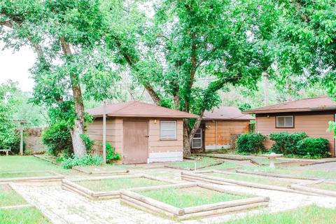 504 Virgina St, Bangs, TX 76823 photo 17