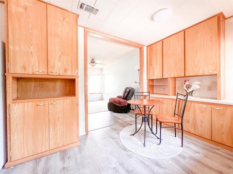 504 Virgina St, Bangs, TX 76823 photo 3