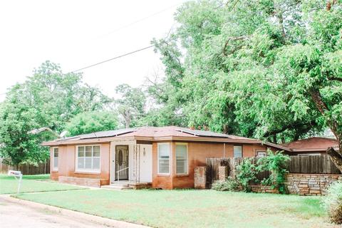 504 Virgina St, Bangs, TX 76823