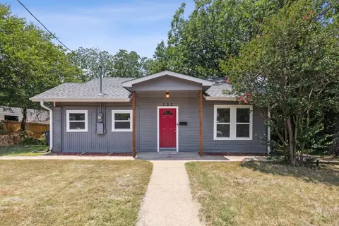 703 Woodbine Ave, Dallas, TX 75203