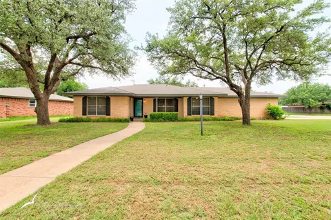 1301 Ruswood Dr, Abilene, TX 79601