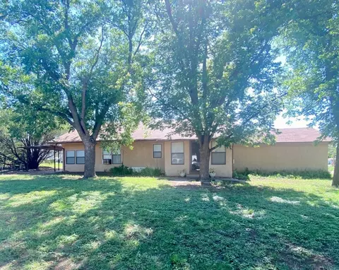 802 Locust, O'brien, TX 79539