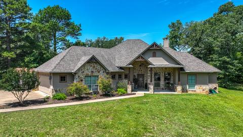 423 Aprils Way, Tatum, TX 75691