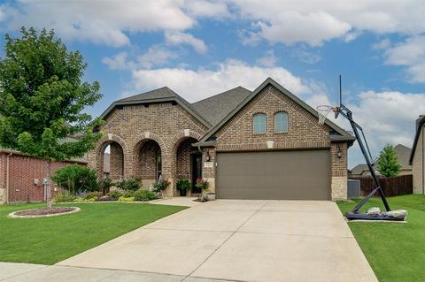 332 Thompson Dr, Van Alstyne, TX 75495