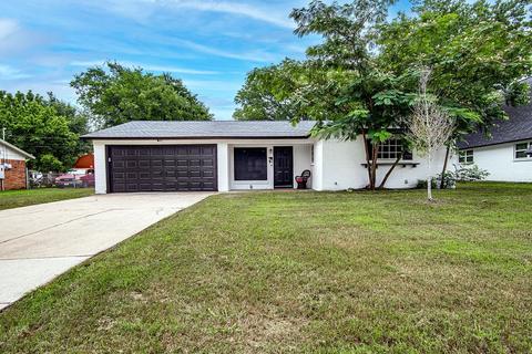 313 Lena Ln, Burleson, TX 76028