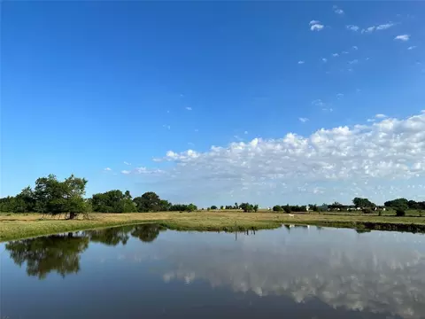 39 Acres Farm Road 2948, Como, TX 75431