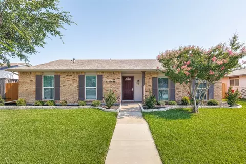 5005 Clover Valley Dr, The Colony, TX 75056