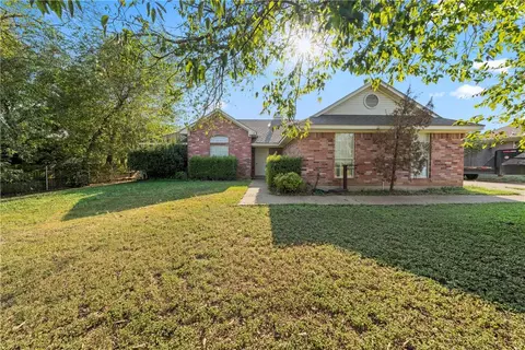 308 N Houston St, Lorena, TX 76655 photo 1
