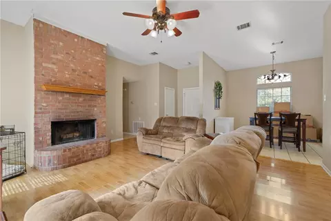 308 N Houston St, Lorena, TX 76655 photo 4